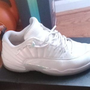 Jordan 12 Easters